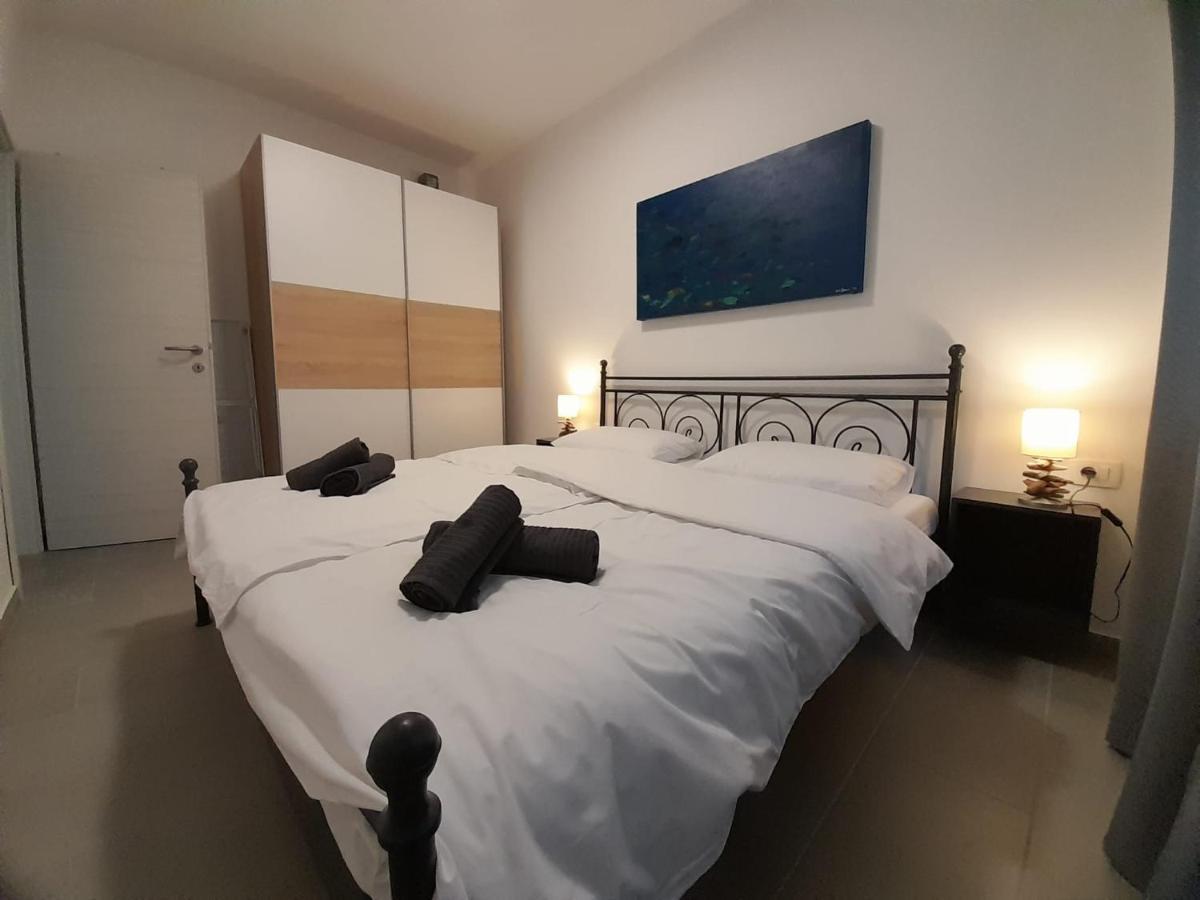 Apartman Vitamare 160 M From The Beach Novi Vinodolski Extérieur photo