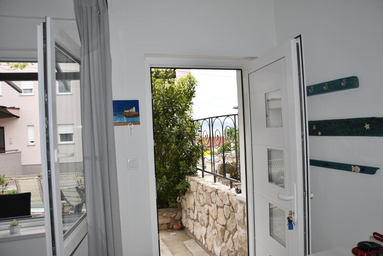 Apartman Vitamare 160 M From The Beach Novi Vinodolski Extérieur photo