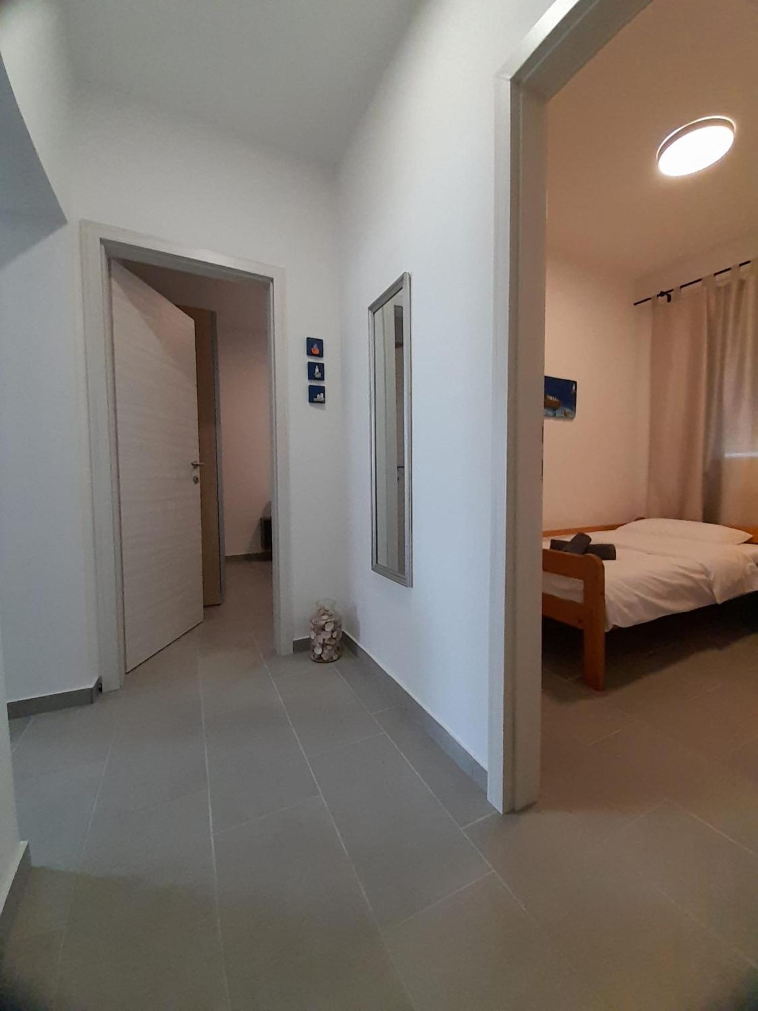 Apartman Vitamare 160 M From The Beach Novi Vinodolski Extérieur photo