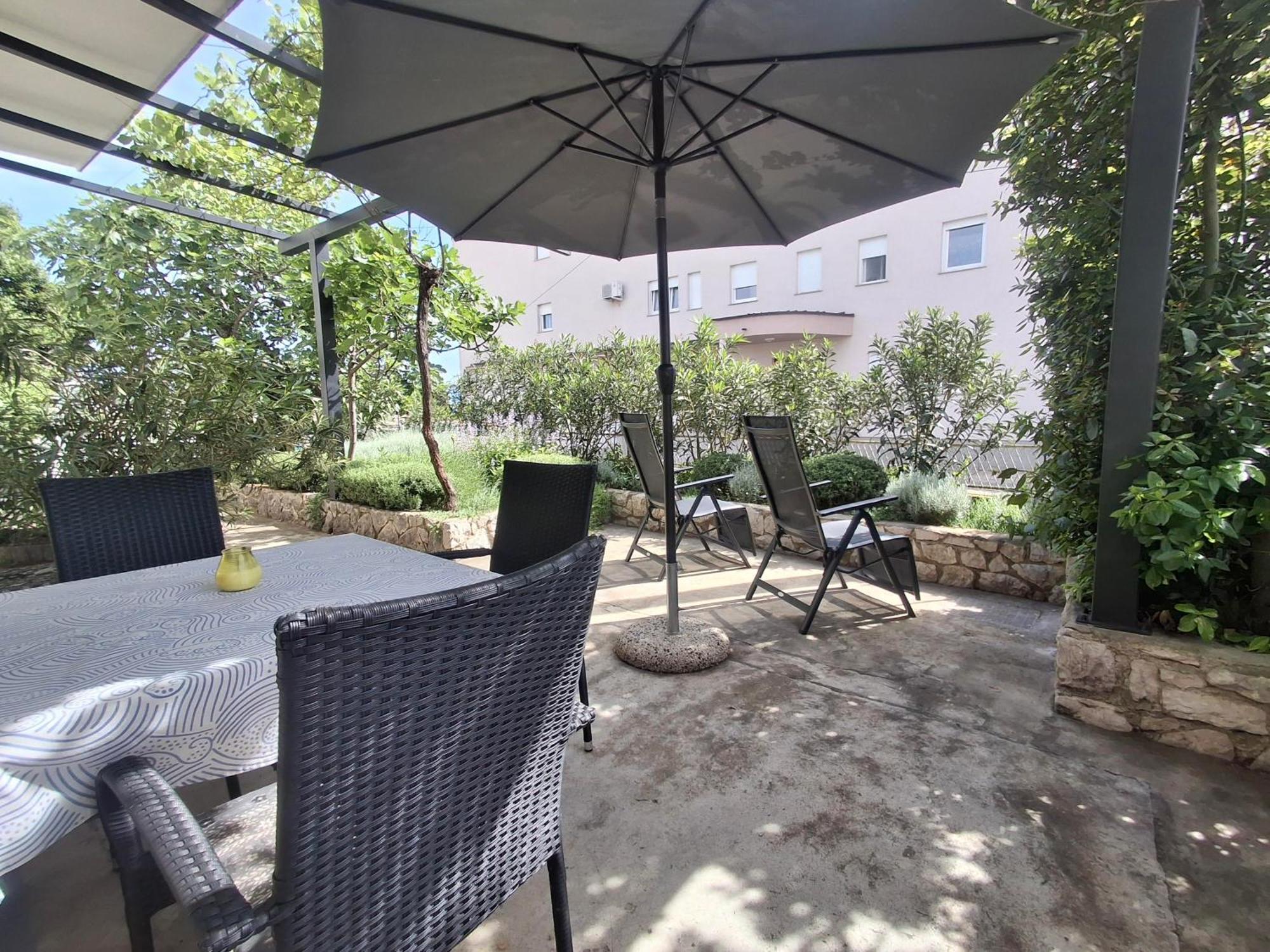 Apartman Vitamare 160 M From The Beach Novi Vinodolski Extérieur photo